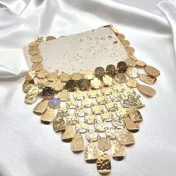 New ZARA SS 24K Metal Plate Hammered Bib Necklace - Picture 10 of 12